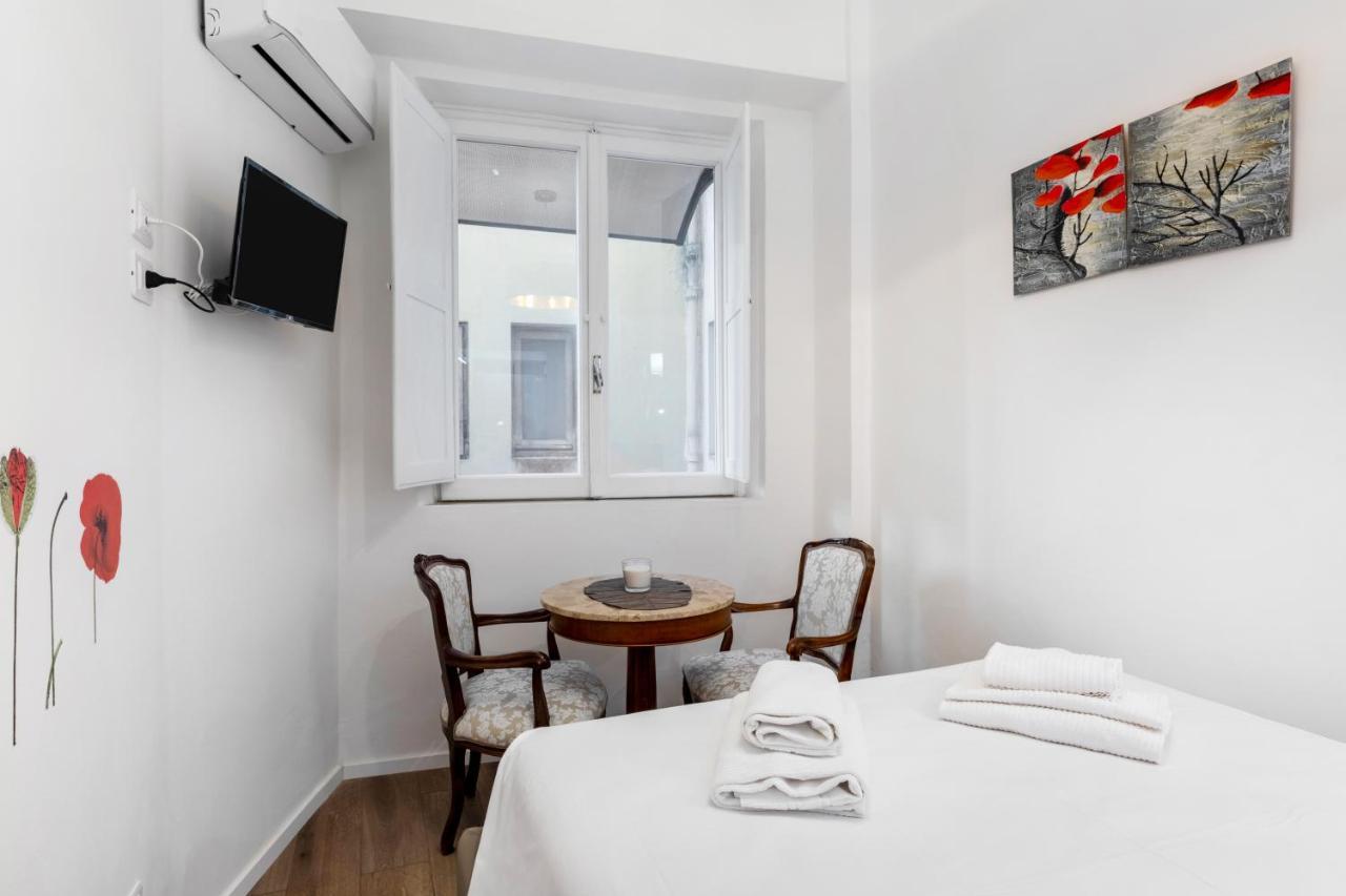 Room Fiore - Ponte Vecchio Mini Studio Firenze Eksteriør bilde